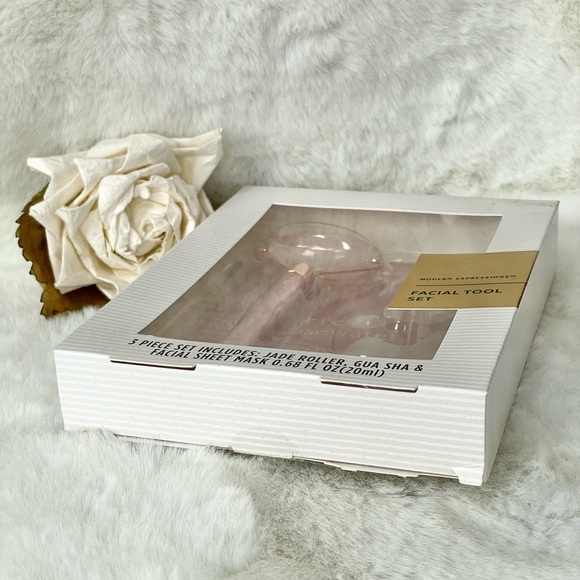 New with tags FACIAL TOOL SET 3PC JADE ROLLER, GUA SHA, & ROSEWATER FACIAL MASK - Picture 5 of 7